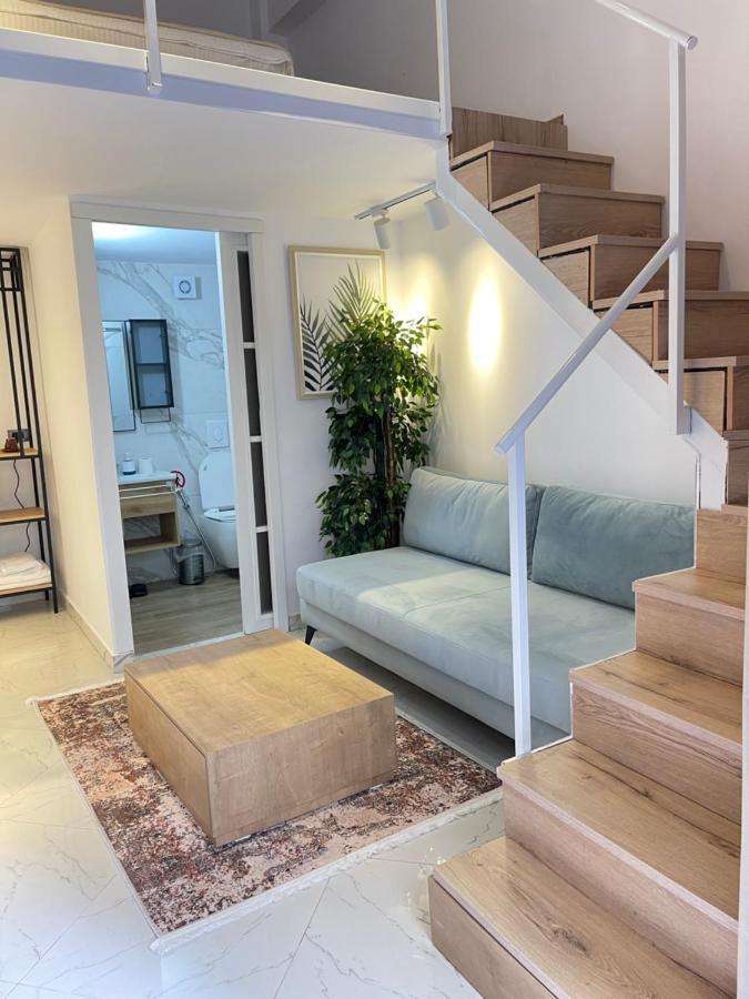 Duplex Lungomare Suites Вльора Екстер'єр фото