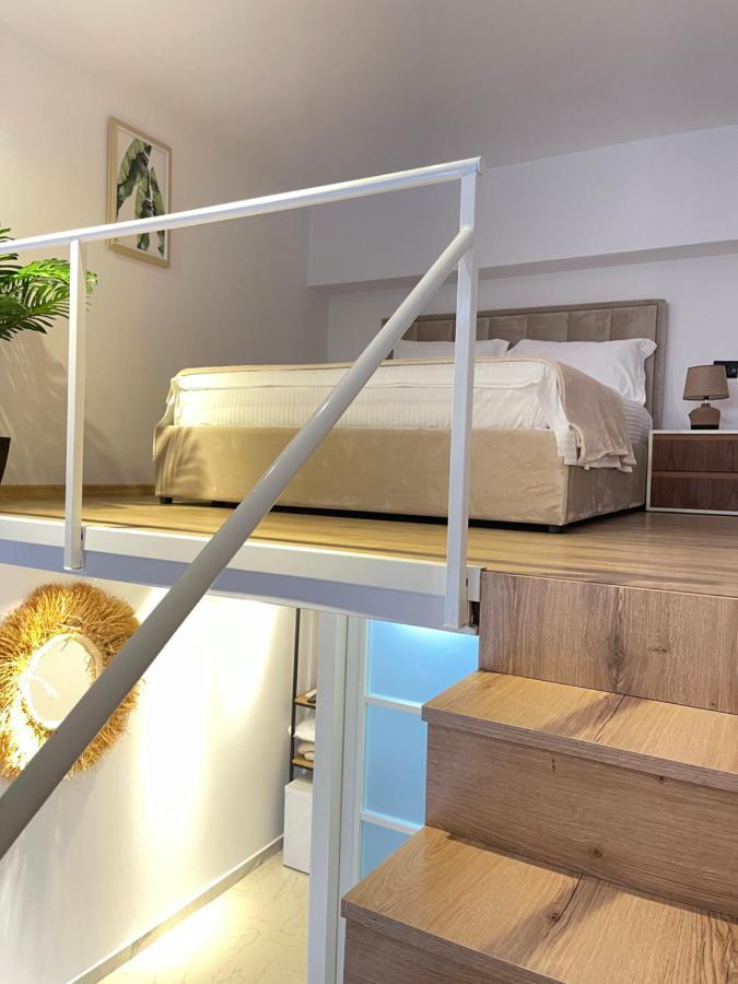 Duplex Lungomare Suites Вльора Екстер'єр фото