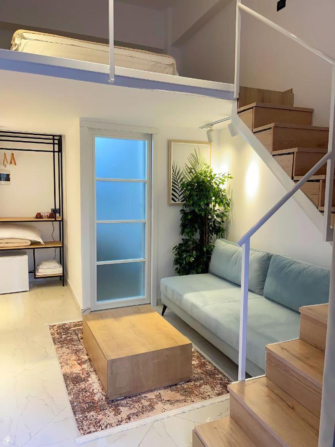 Duplex Lungomare Suites Вльора Екстер'єр фото