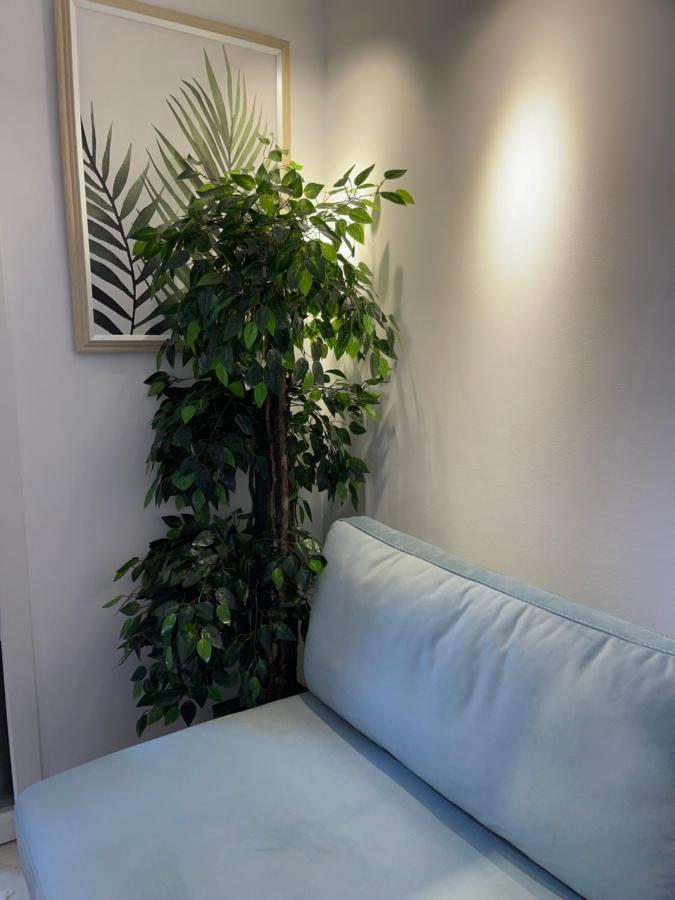Duplex Lungomare Suites Вльора Екстер'єр фото