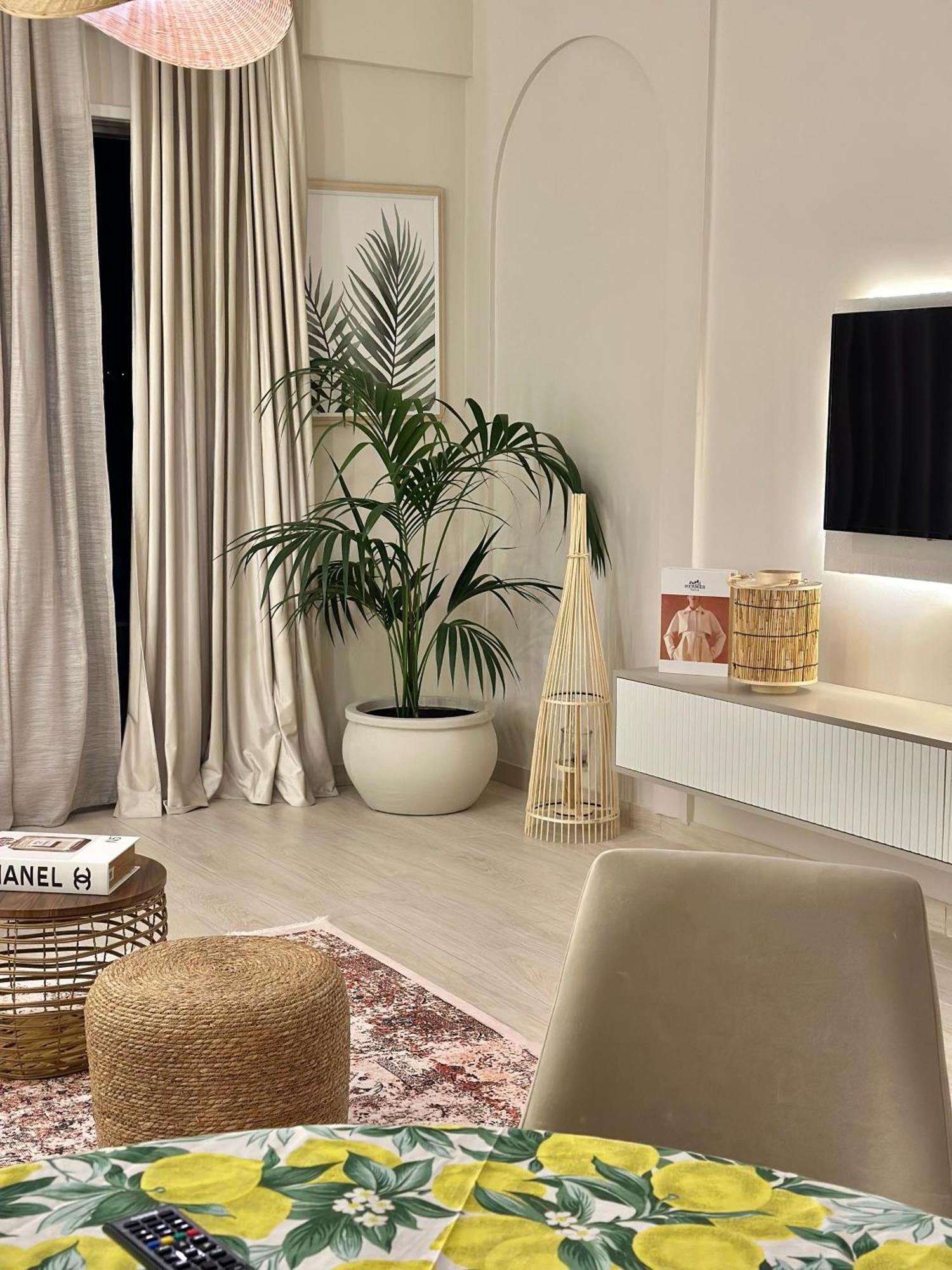 Duplex Lungomare Suites Вльора Екстер'єр фото